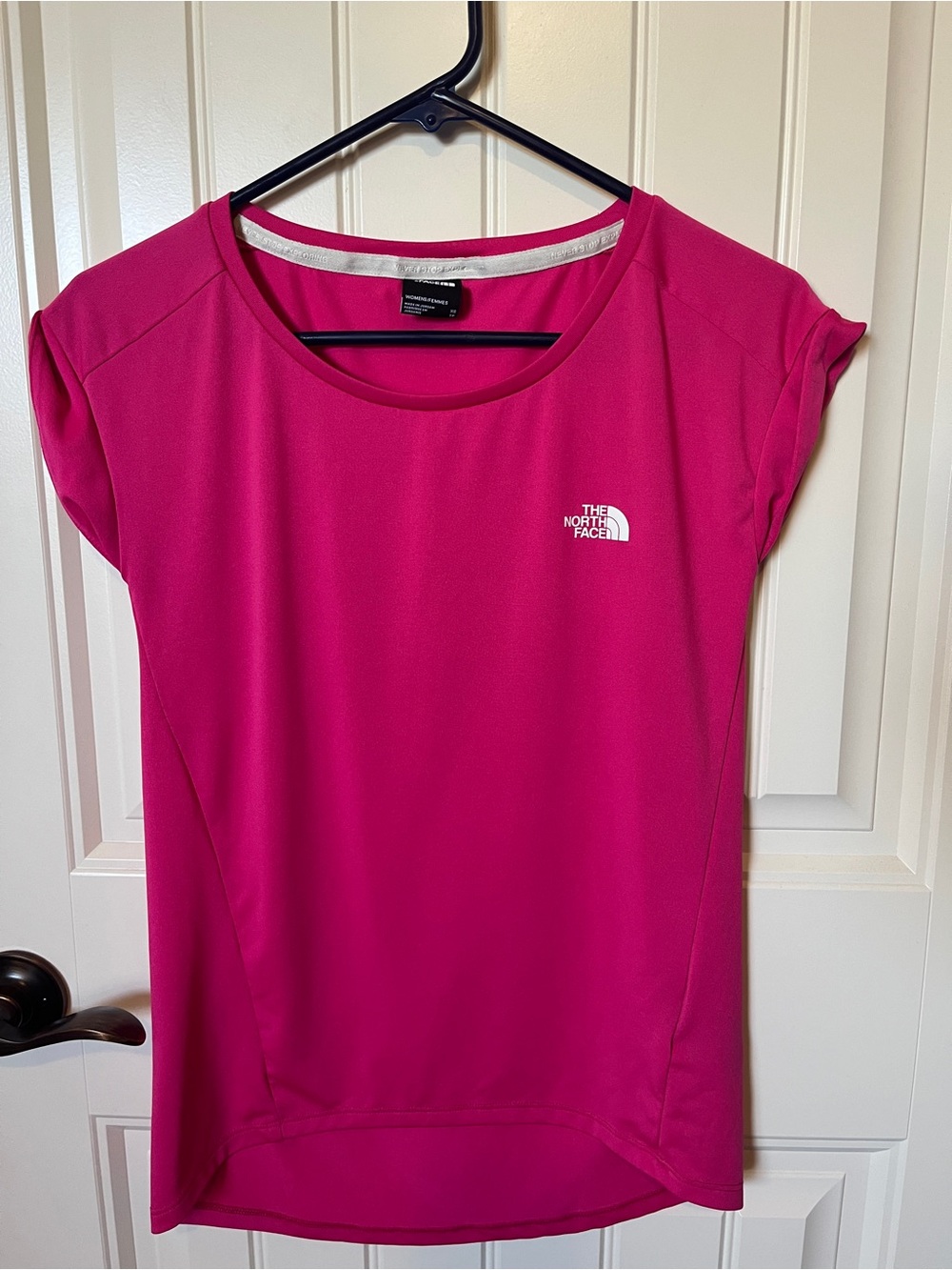 The North Face Women's Pink Performance T-Shirt XS